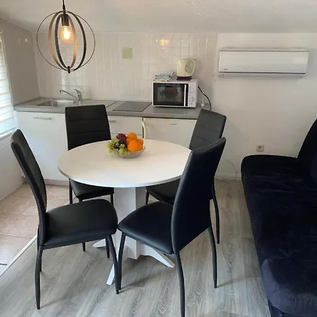 Apartment Cubela